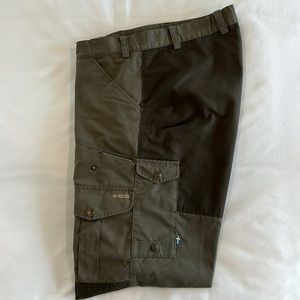 Hiking pants. G-1000.